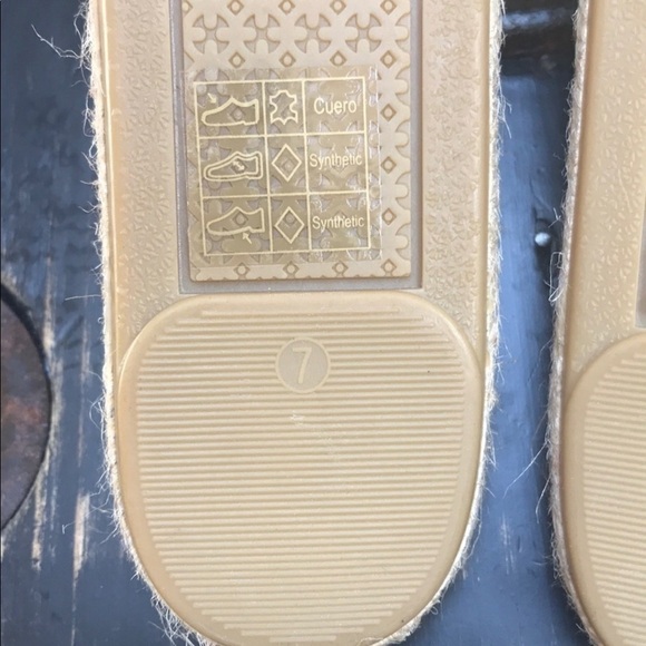 find. Women's Bow Mule Leather Espadrille Shoes - Picture 7 of 10